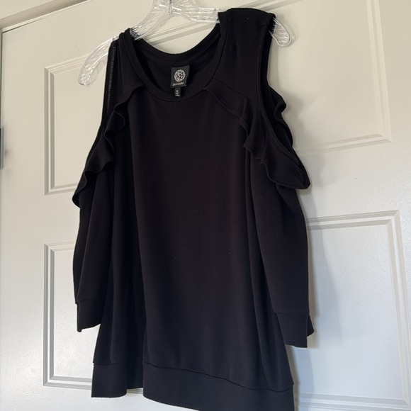 Bobeau Cold Shoulder Sweatshirt Medium Black - Picture 7 of 9